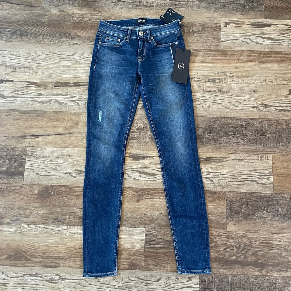 Strom denim casual skinny jeans  size 24 New